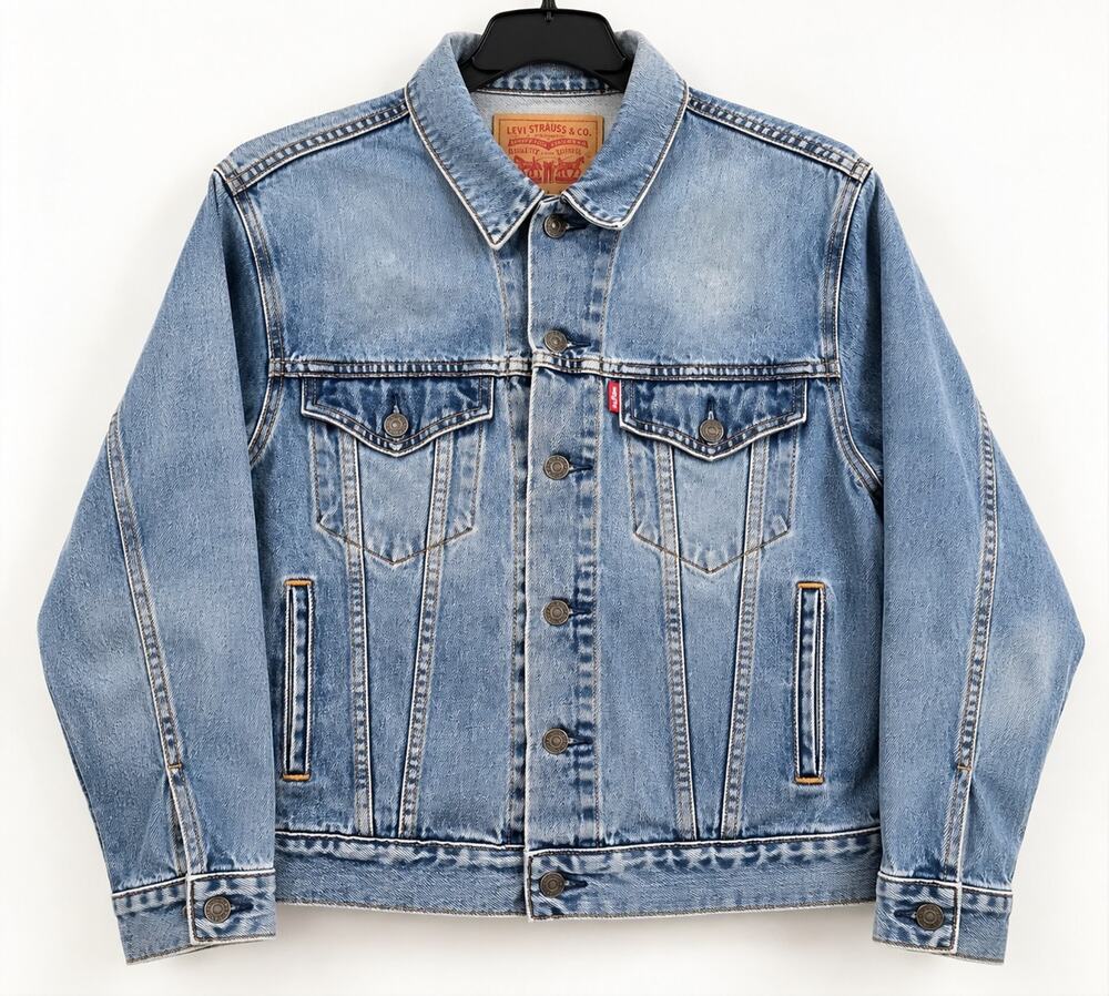 Levi's Trucker Jacket Men’s Size Small Light Wash Blue Denim Distressed